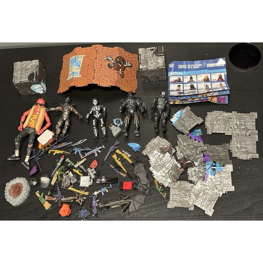 Fortnite Brat Hotdog Skull Ranger Epic‎ Games Action Figures 50+ Loose Mixed Lot